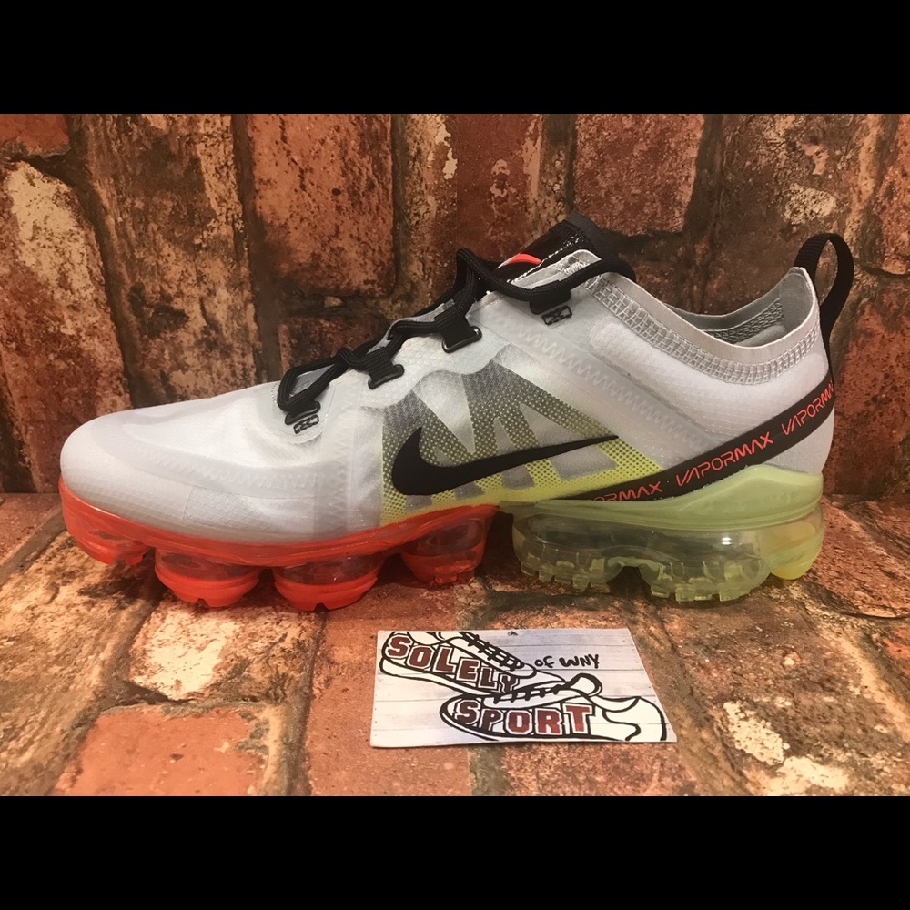NEW Nike Air Vapormax 2019 Volt Running Flyknit - Picture 5 of 8